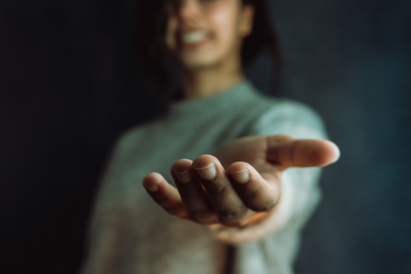 people-pleasing-verstehen-hilfsbereit Coaching für People Pleaser, an die Hand nehmen